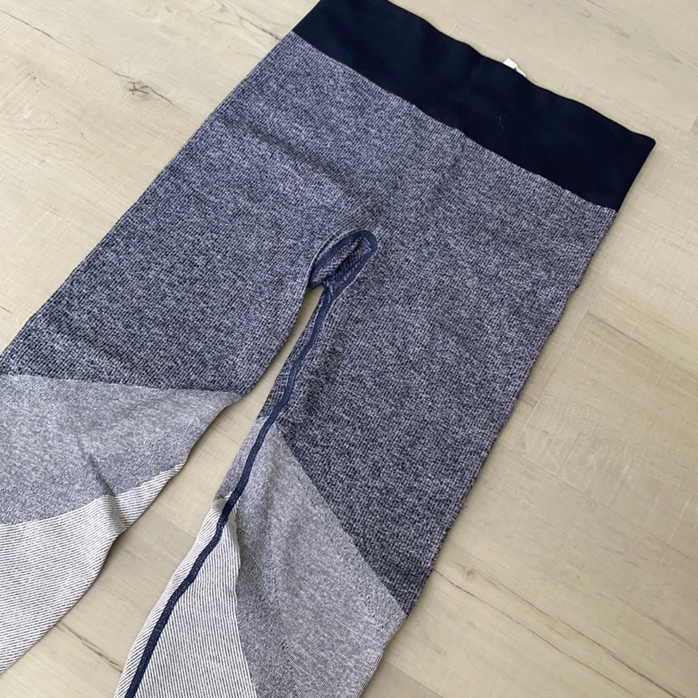 NWT Ribbed AE Leggings - Picture 3 of 4